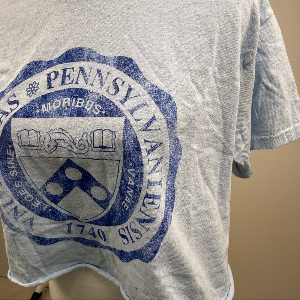 Penn State Nittany Lions Cropped Graphic T-Shirt | Preowned - Picture 7 of 7